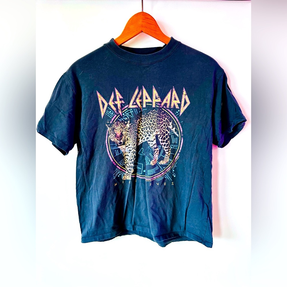 Def Leppard Graphic T-Shirt